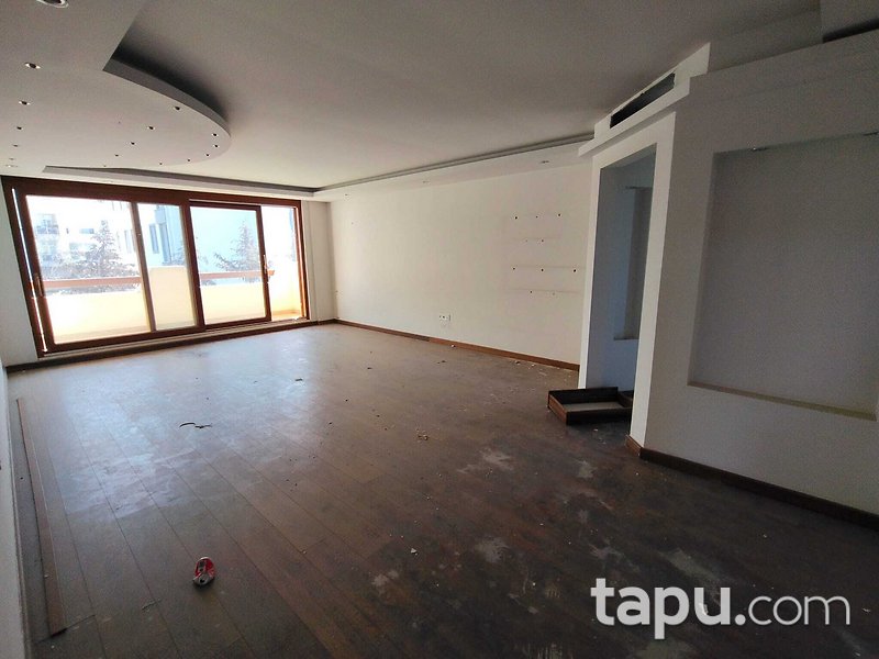 Kepez Altınova Orta Mahallesi'nde 2 Katlı Villa