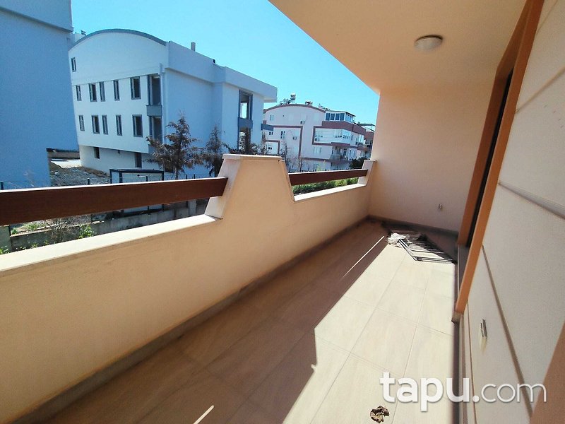 Kepez Altınova Orta Mahallesi'nde 2 Katlı Villa