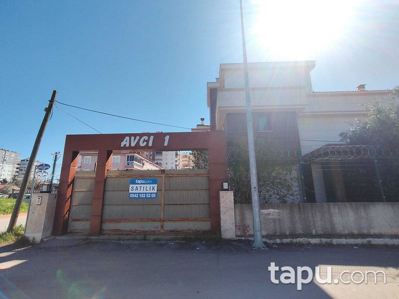 Kepez Altınova Orta Mahallesi'nde 2 Katlı Villa