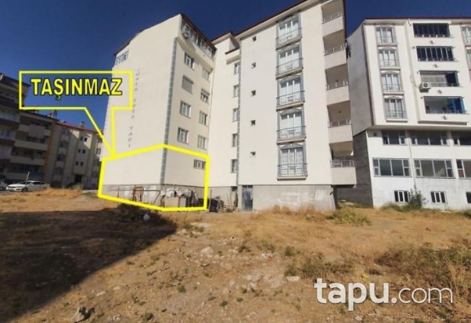 Elazığ Kovancılar Sokullu Caddesi'nde 280 m2 Depolu Dükkan (306265)