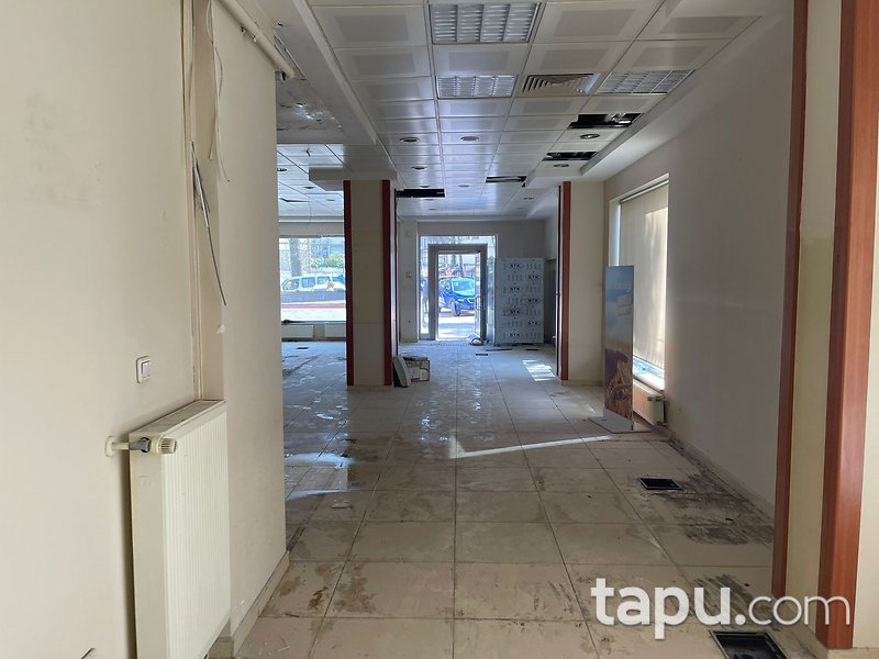 Bilecik Osmaneli Prof. Yunus Söylet Caddesi'nde 245 m2 İş Yeri (100507)