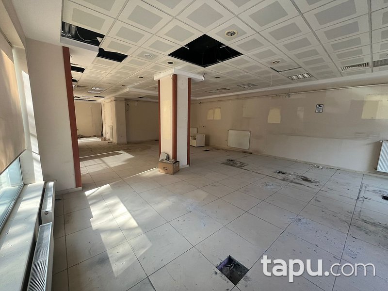 Bilecik Osmaneli Prof. Yunus Söylet Caddesi'nde 245 m2 İş Yeri (100507)