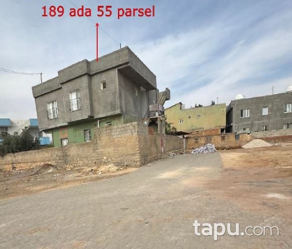 Artuklu İstasyon Mahallesi'nde Kargir Ev Ve Arsası(306755 )