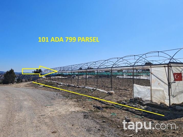 Erdemli Güzeloluk 3.334 m2 Tarla