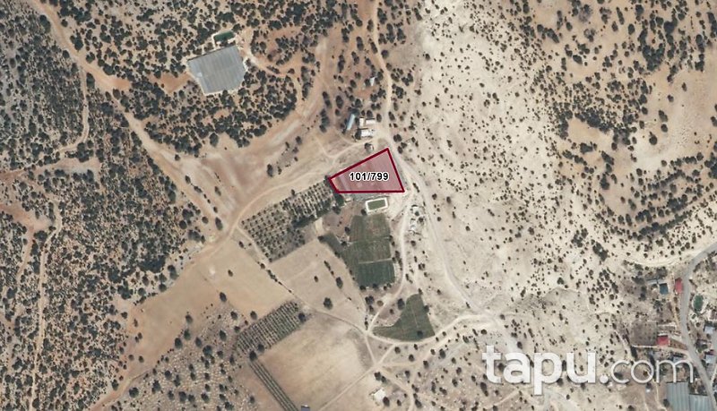 Erdemli Güzeloluk 3.334 m2 Tarla