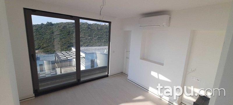 Bodrum Bölgesinde Ulaşımı Kolay, Doğayla İç İçe 3+1 Villa (306568 )