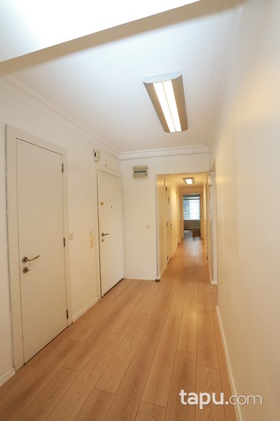 KİRALIK-Mecidiyeköy Büyükdere Caddesi'nde 150 m2 Ofis