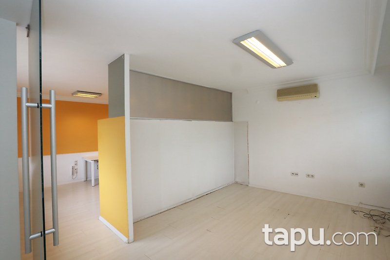 KİRALIK-Mecidiyeköy Büyükdere Caddesi'nde 150 m2 Ofis