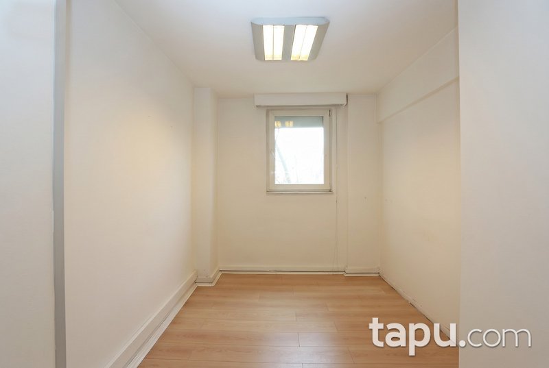KİRALIK-Mecidiyeköy Büyükdere Caddesi'nde 150 m2 Ofis