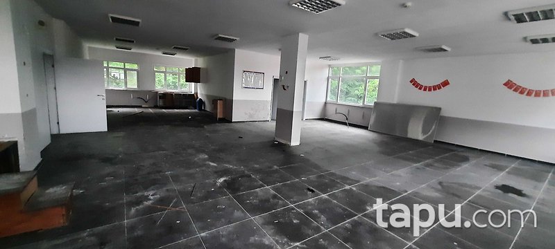Rize Pazar'da 6807 m2 Hazır Okul Kompleksi (305145 )