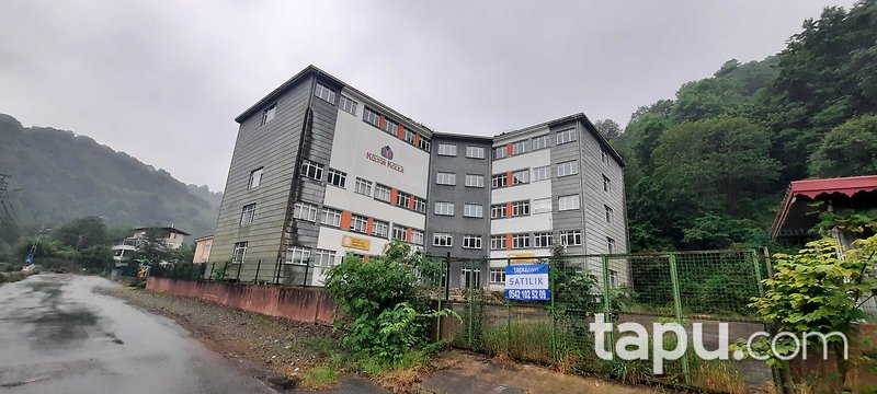 Rize Pazar'da 6807 m2 Hazır Okul Kompleksi (305145 )