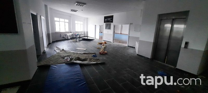Rize Pazar'da 6807 m2 Hazır Okul Kompleksi (305145 )