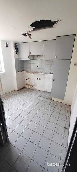 Bakırköy Osmaniye Mahallesi'nde 308 m2 Köşe Dükkan (100508 )