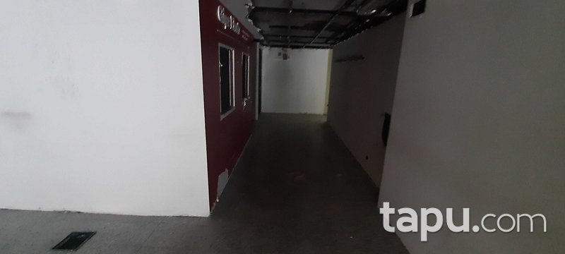 Bakırköy Osmaniye Mahallesi'nde 308 m2 Köşe Dükkan (100508 )