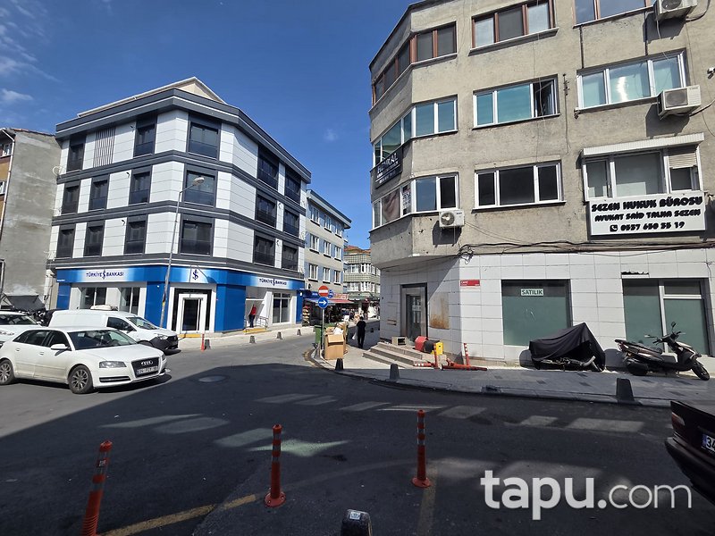 Bakırköy Osmaniye Mahallesi'nde 308 m2 Köşe Dükkan (100508 )