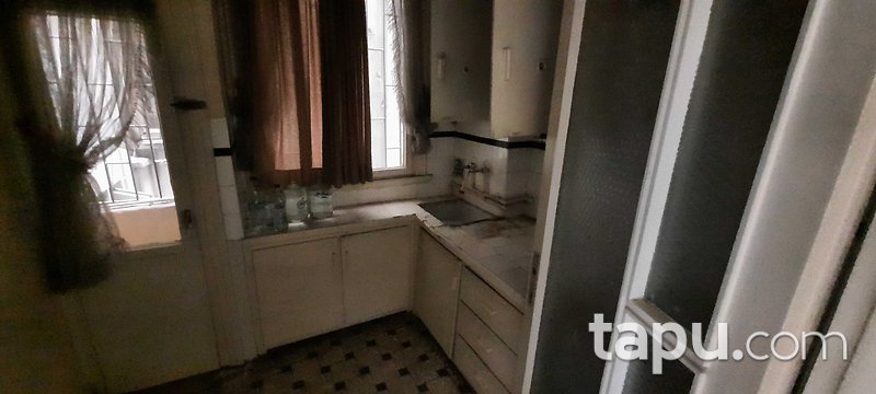 Kadıköy Caferağa Bahariye Palas'ta 2+1 Daire