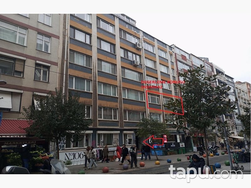 Kadıköy Caferağa Bahariye Palas'ta 2+1 Daire