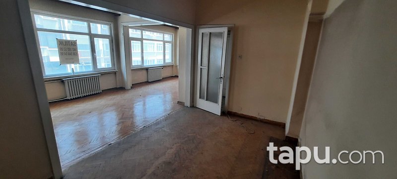 Kadıköy Caferağa Bahariye Palas'ta 2+1 Daire