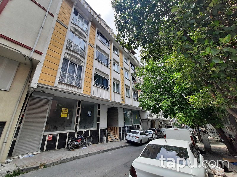 Bağcılar 15 Temmuz Mahallesi'nde 282 m2 Depolu Dükkan