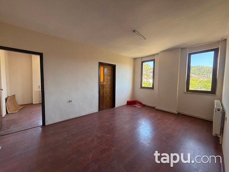 Kastamonu Hepkebirler Cumhuriyet Caddesi'nde 52 m2 Ofis