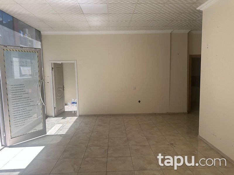 İzmir Çiğli Yeni Mahalle'sinde 101 m2 Dükkan
