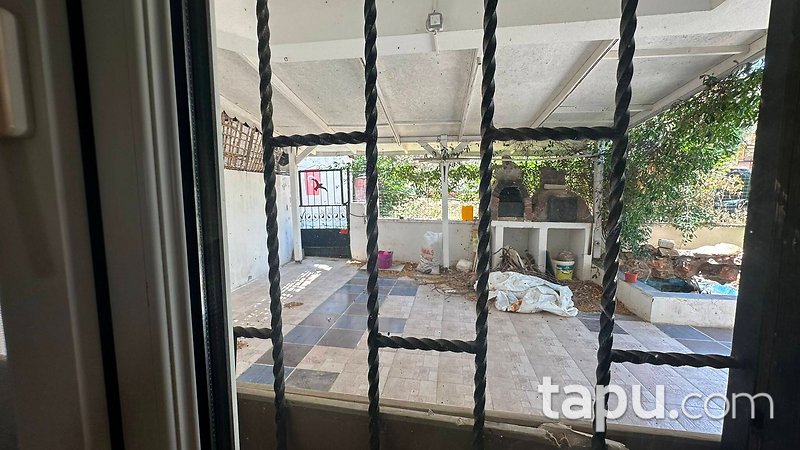 Ayvalık Küçükköy Mahallesi'nde 4+1 Daire