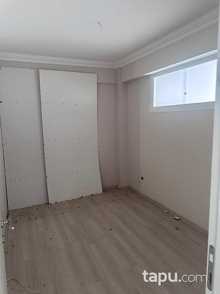 Ödemiş Hürriyet Mahallesi'nde 3+1 Daire