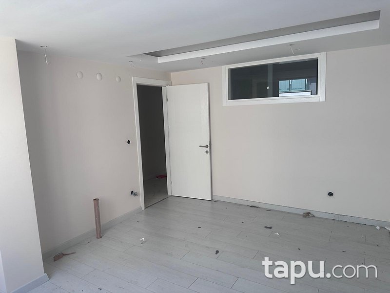 Ödemiş Hürriyet Mahallesi'nde 3+1 Daire