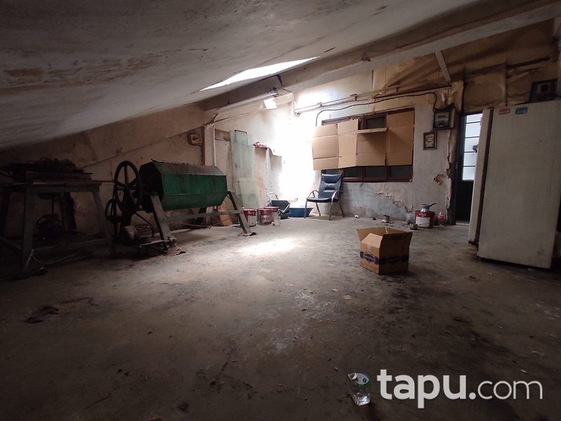 Tarihi Yarımadada 25 m2 Dükkan