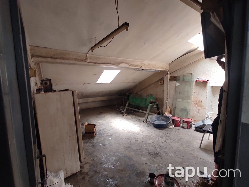 Tarihi Yarımadada 25 m2 Dükkan