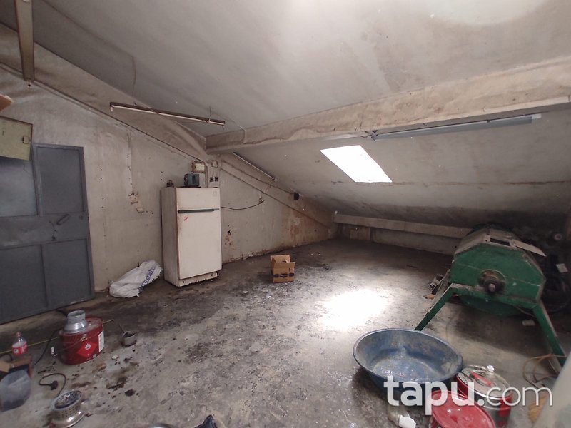 Tarihi Yarımadada 25 m2 Dükkan