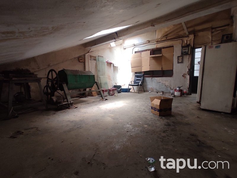 Tarihi Yarımadada 25 m2 Dükkan
