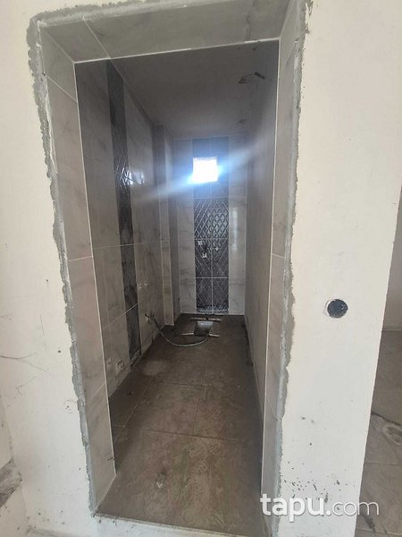 Kapaklı Devlet Hastanesi'ne Yakın 61 m2 Dükkan