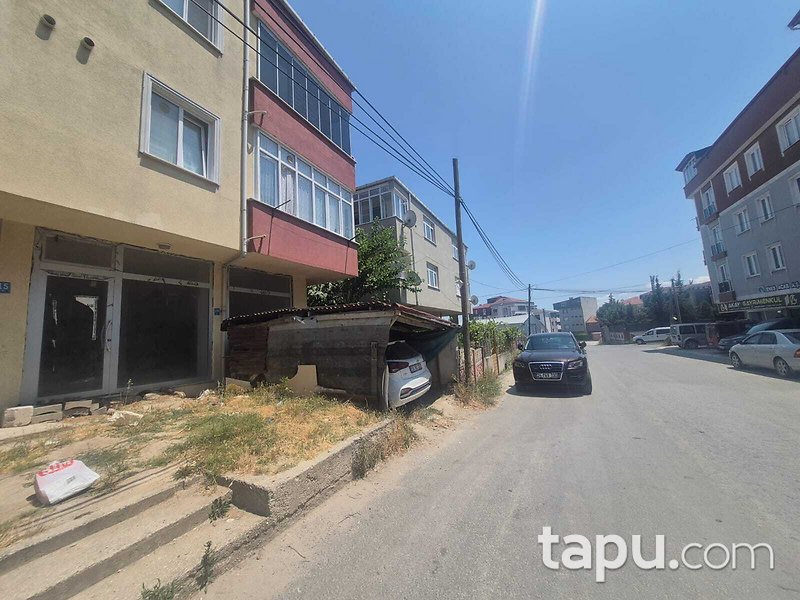 Kapaklı Devlet Hastanesi'ne Yakın 61 m2 Dükkan