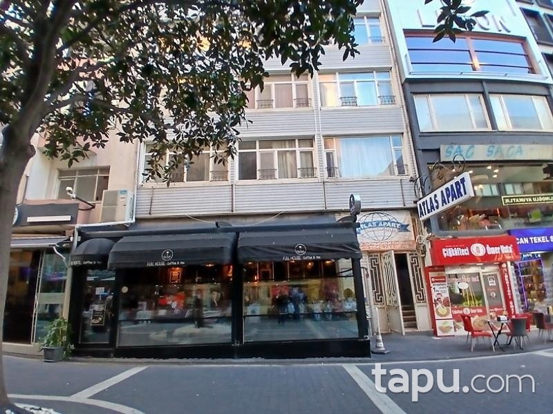 Bandırma Cumhuriyet Meydanı'nda 7 Katlı Apart Otel (BS-00126)