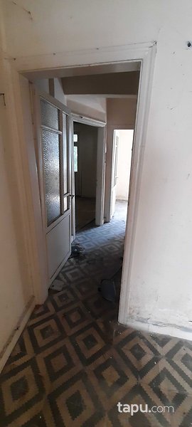 Şehremini Mahallesi'nde 1+1 Daire (BS-02645)