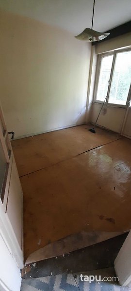 Şehremini Mahallesi'nde 1+1 Daire (BS-02645)