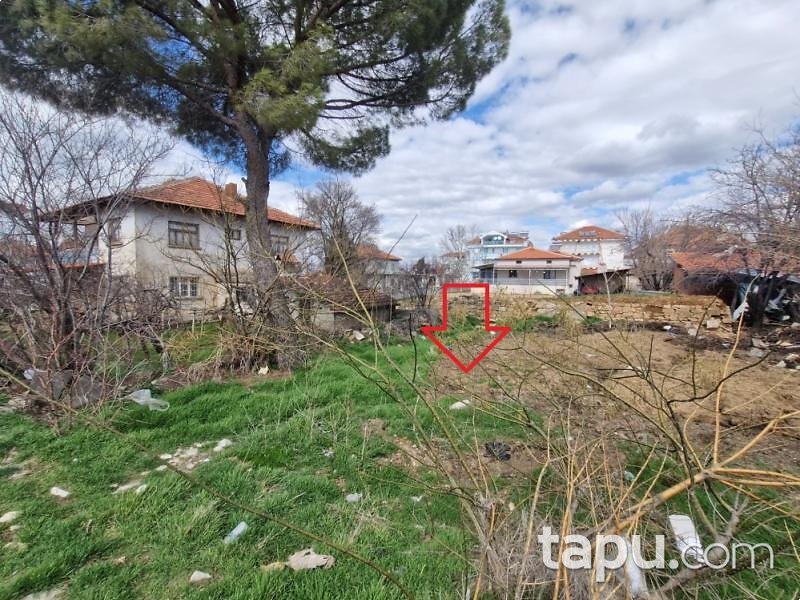 Uşak Sivaslı Atatürk Mahallesi'nde Konut İmarlı Arsa (AS-03038)