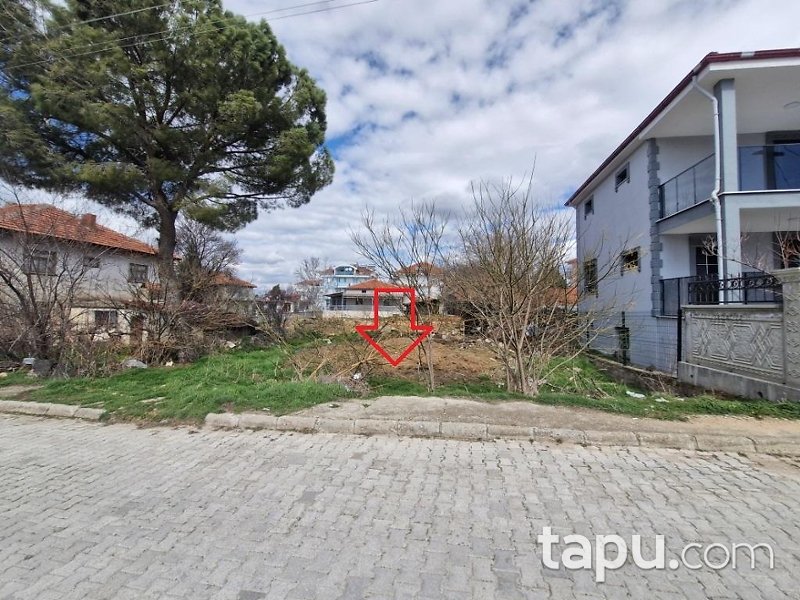 Uşak Sivaslı Atatürk Mahallesi'nde Konut İmarlı Arsa (AS-03038)