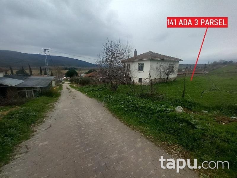 Manyas Çavuş Mahallesi'nde 813 m2 Arsa (AS-01898)