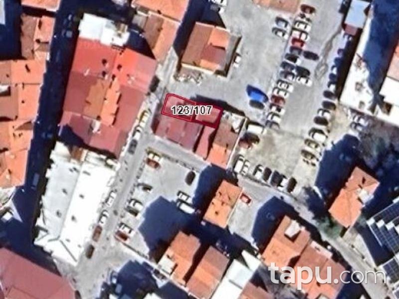 Uşak Merkez İslice'de Hisseli Ticaret İmarlı Arsa (BS-00197)