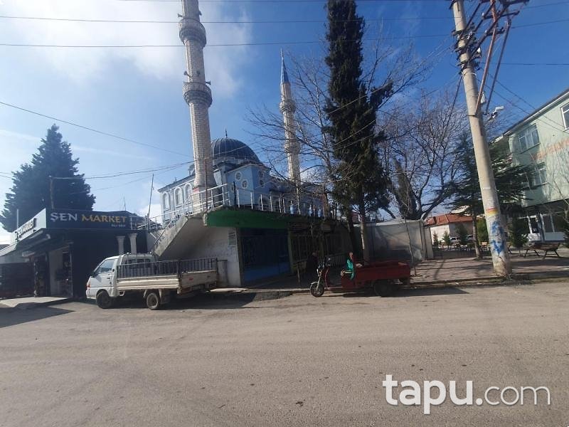 Uşak Sivaslı Esin Caddesi'nde Depo ( BS-01799)