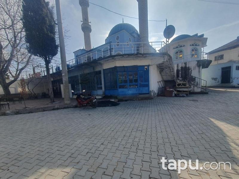 Uşak Sivaslı Esin Caddesi'nde Depo ( BS-01799)