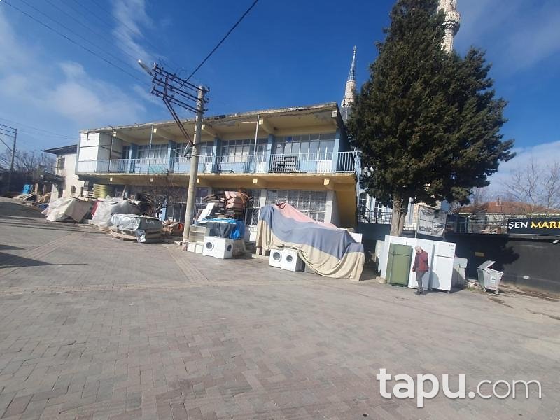 Uşak Sivaslı Esin Caddesi'nde Depo ( BS-01799)