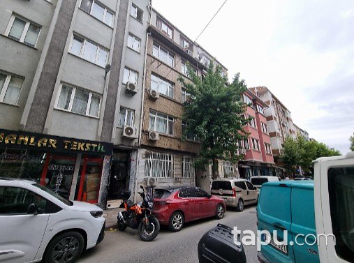 Fatih Akşemsettin Mahallesi'nde 2+1 Daire