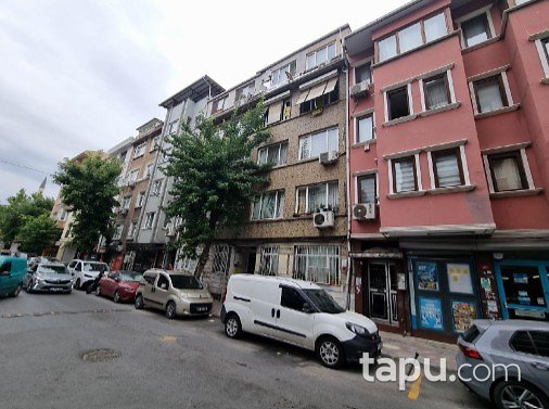 Fatih Akşemsettin Mahallesi'nde 2+1 Daire