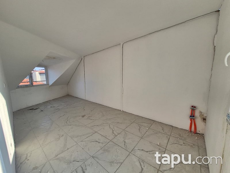 Uşak Merkez Sarayaltı'nda 2+1 Dubleks Daire