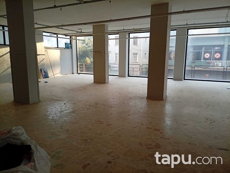 Körfez Mehmet Akif Ersoy Caddesi'nde 390 m2 Asma Katlı Dükkan