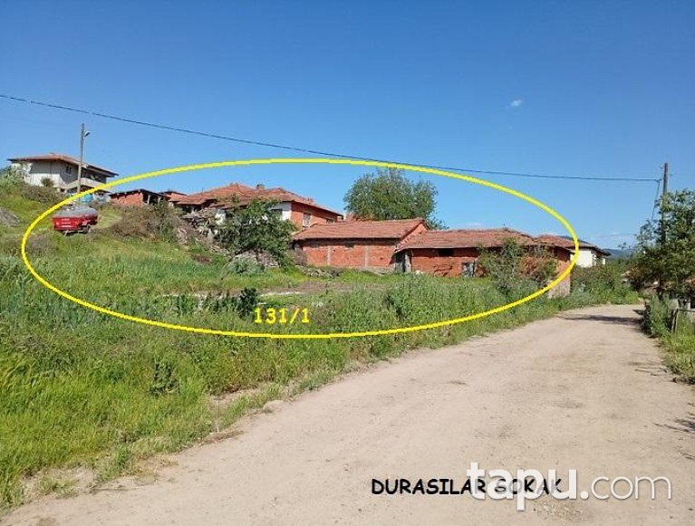 Balıkesir Bigadiç'te Bahçeli Kargir Ev Ve Dam