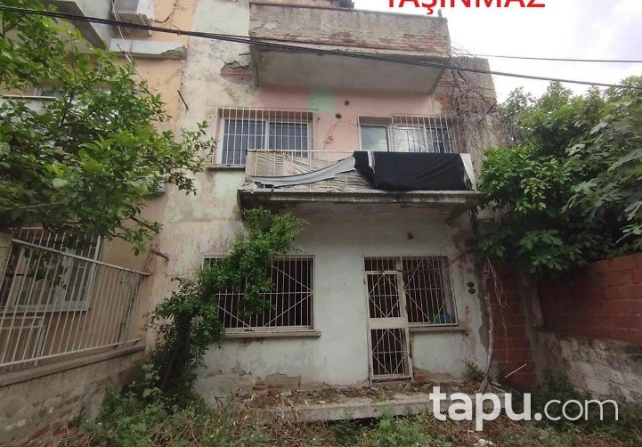 Konak Yenidoğan Mahallesi'nde Kargir 2 Katlı Bina